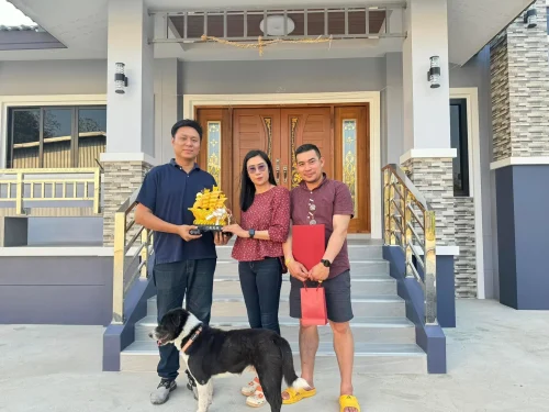 รวมผลงานส่งมอบ ถ่ายภาพกับลูกค้า (14)